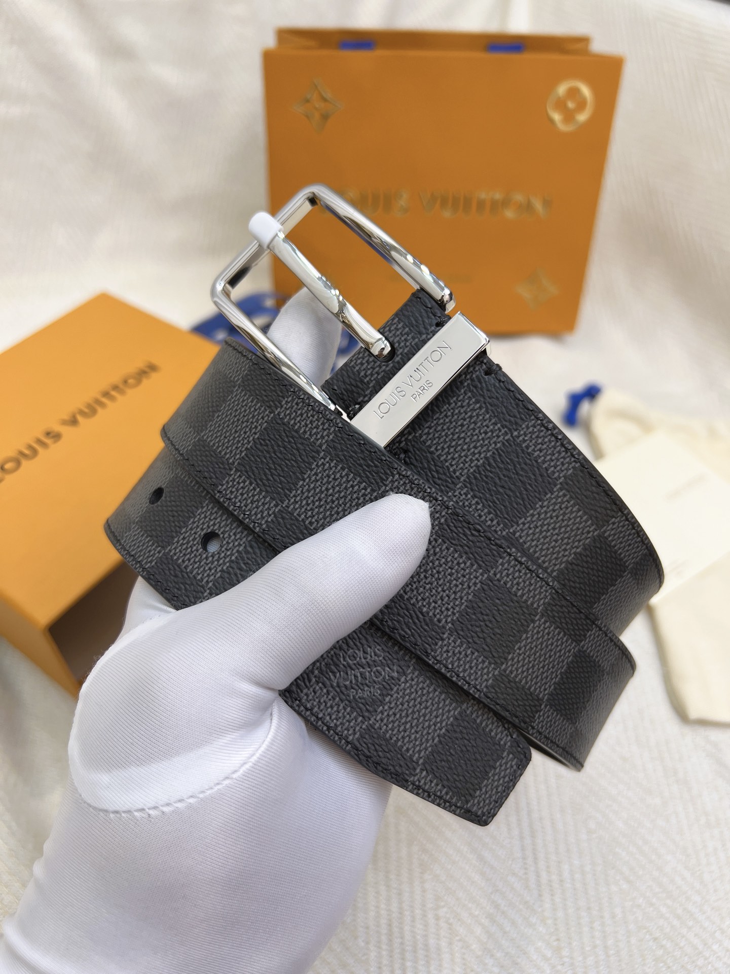 Louis Vuitton Leather Belt Top Grain Leather Black M-l