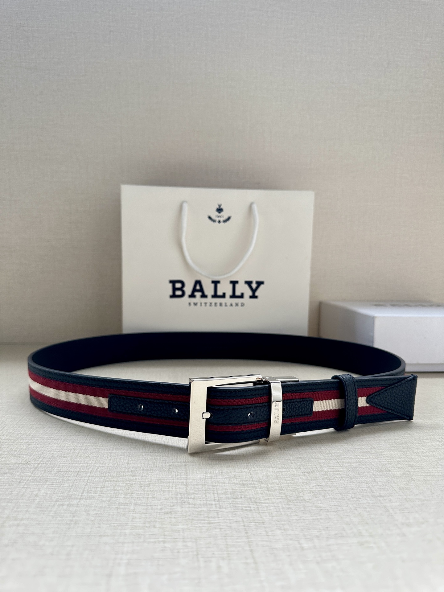 Bally Male Pin Buckle Belt Cow Leather M-l