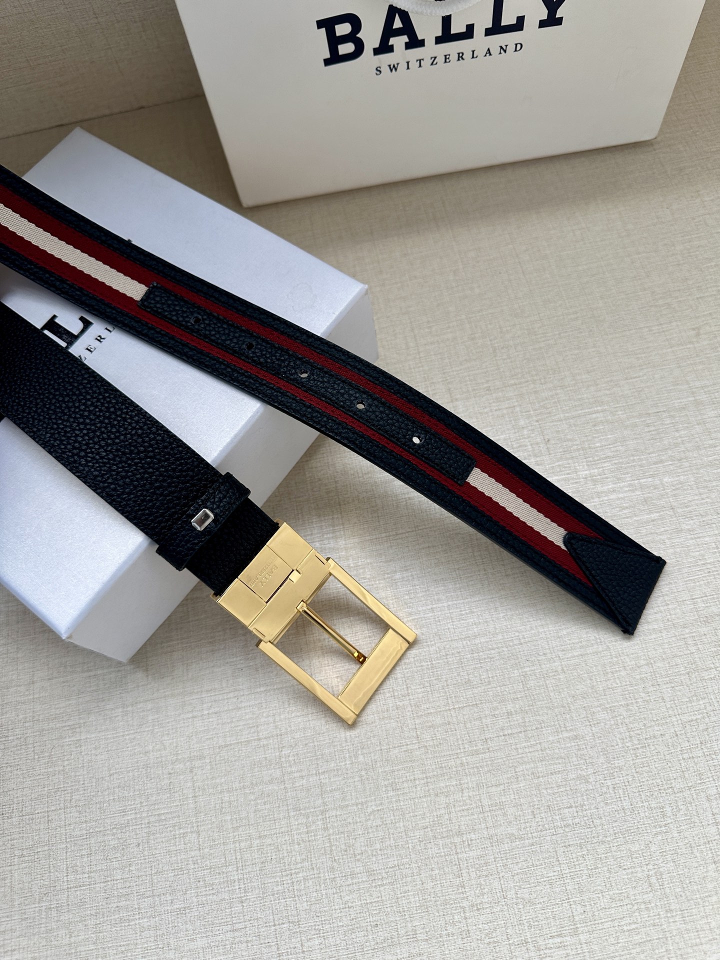 Bally Male Pin Buckle Belt Cow Leather M-l
