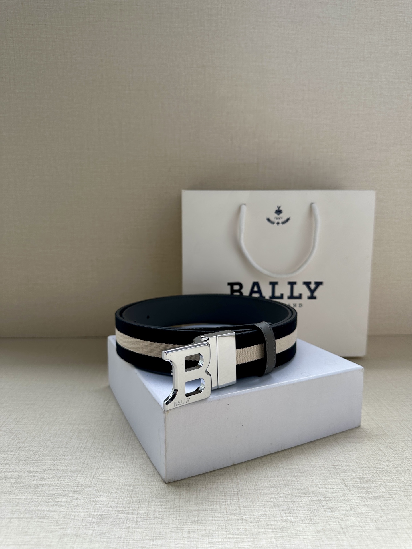 Bally Basic Belt Cow Leather L