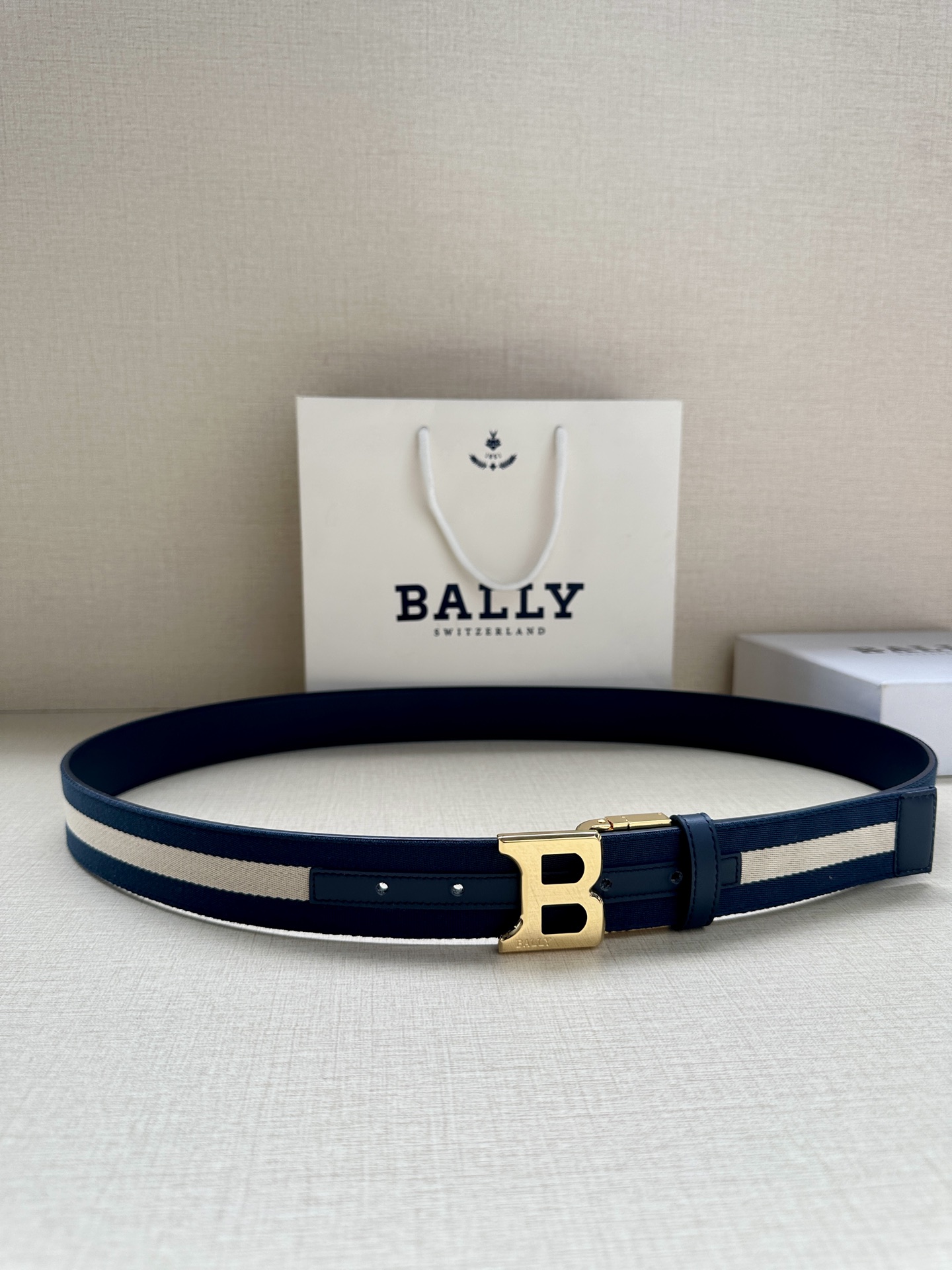 Bally Basic Belt Cow Leather L