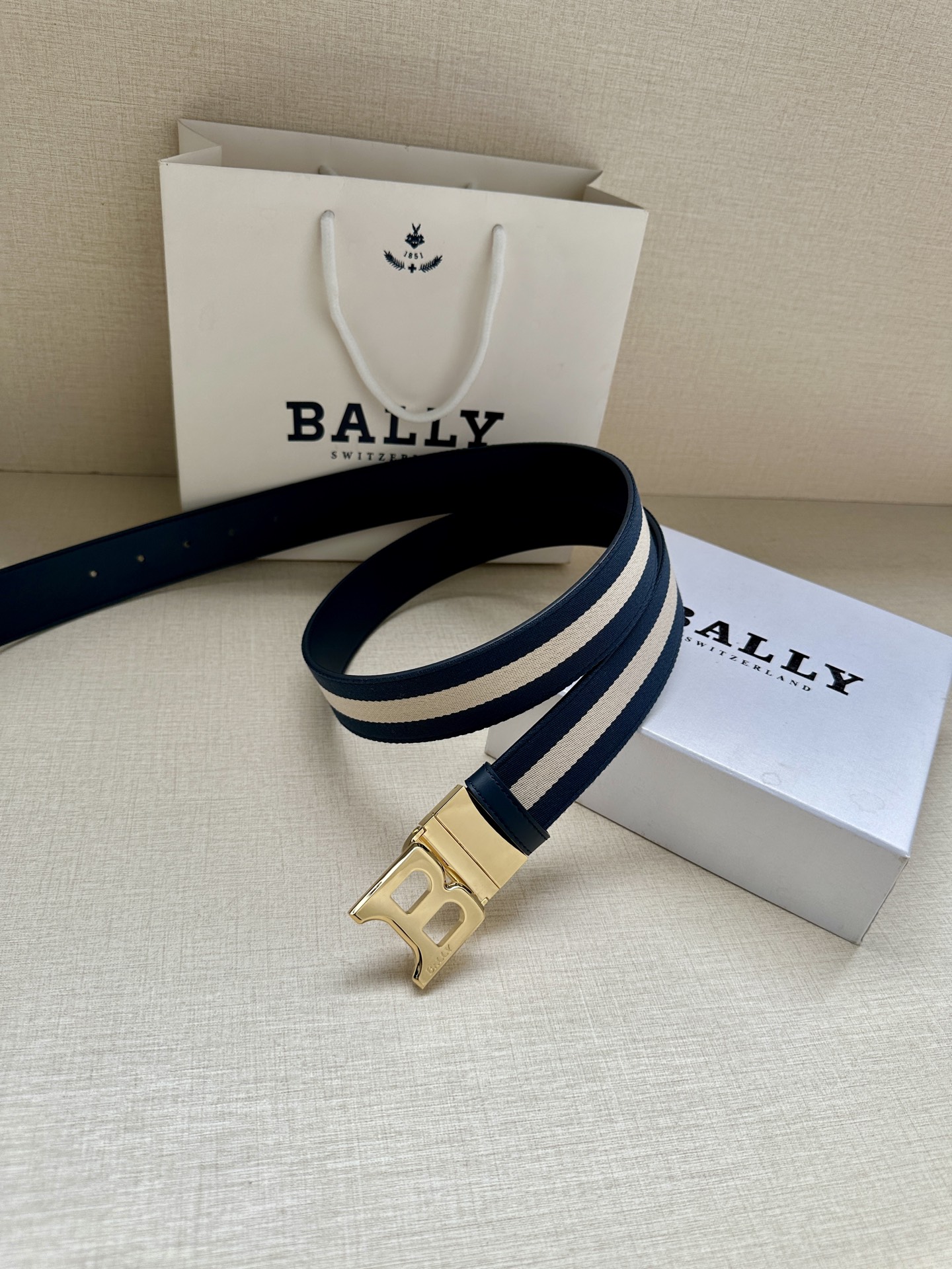 Bally Basic Belt Cow Leather L