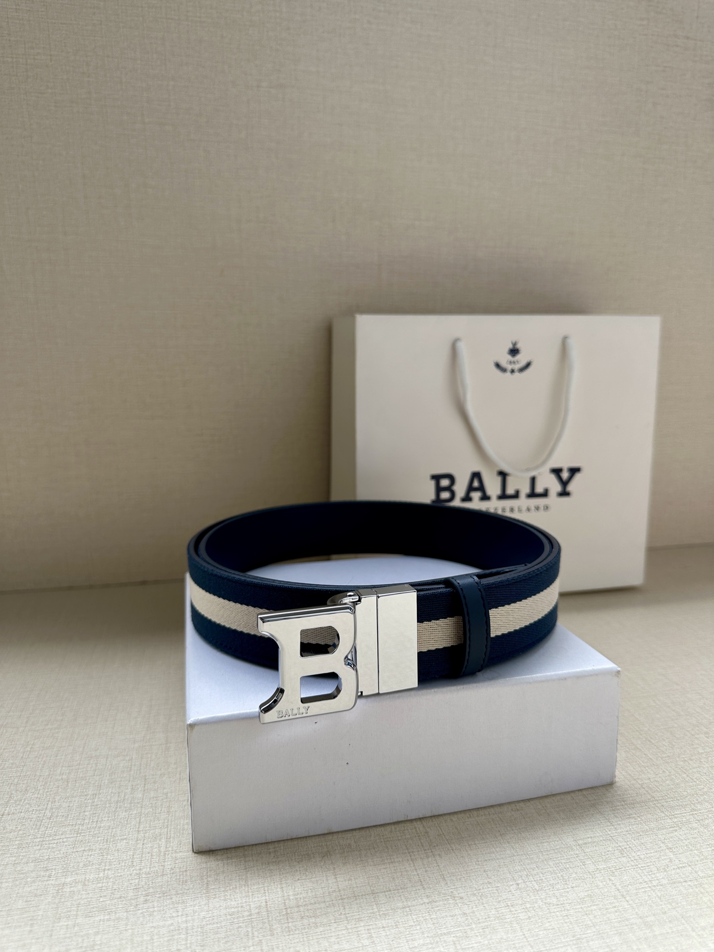 Bally Basic Belt Cow Leather L