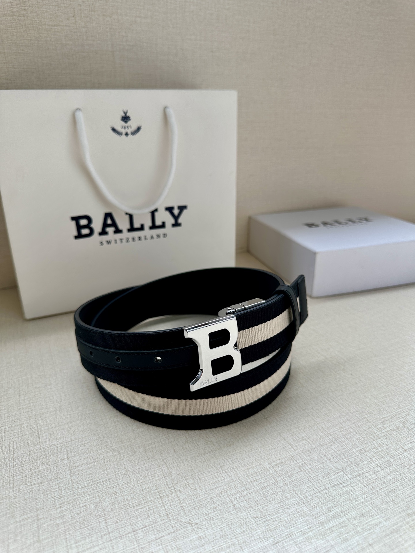 Bally Basic Belt Cow Leather L