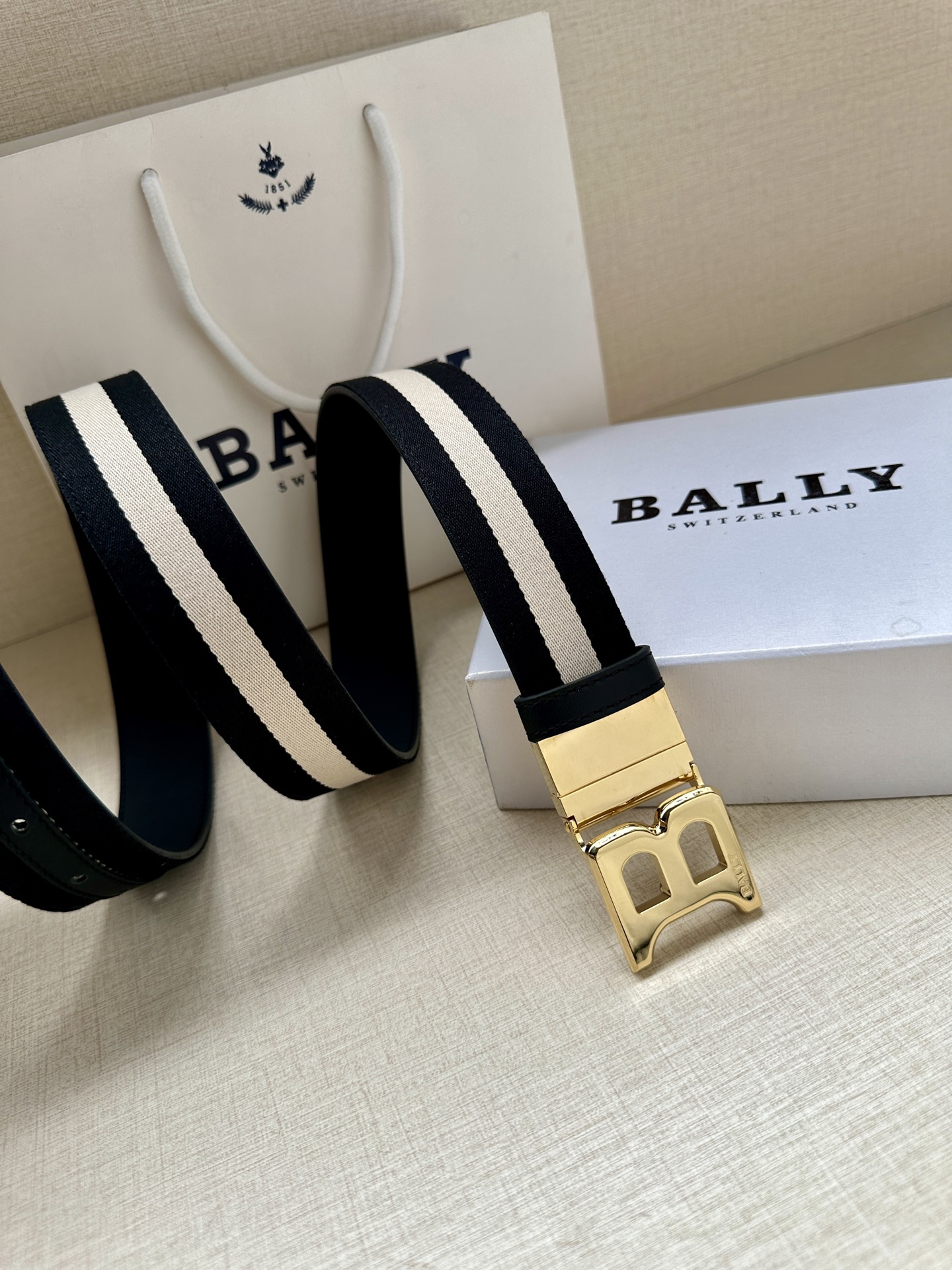 Bally Basic Belt Cow Leather L