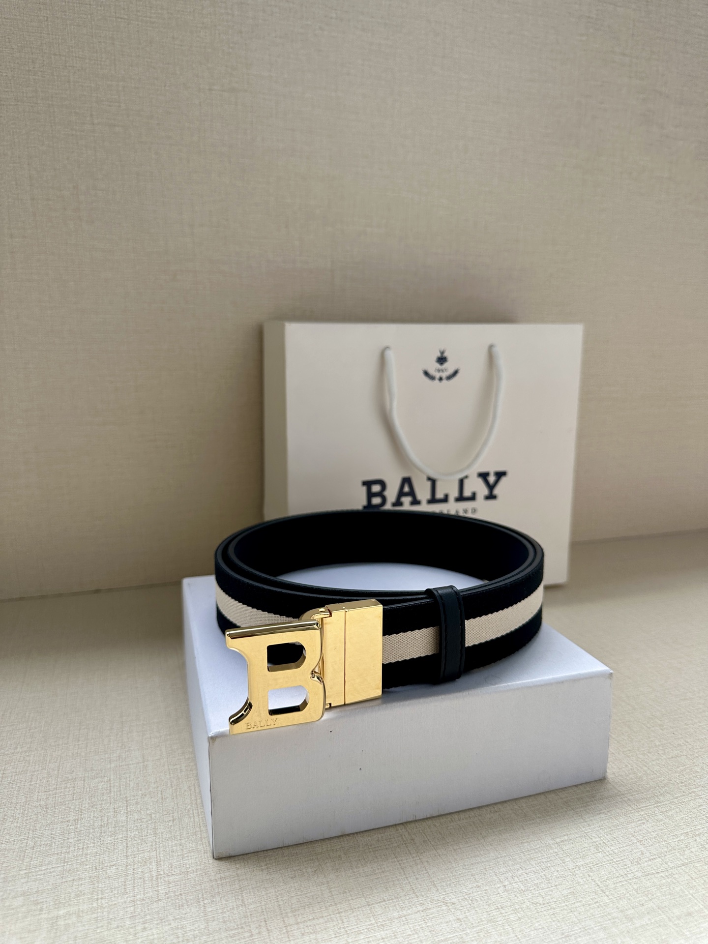 Bally Basic Belt Cow Leather L