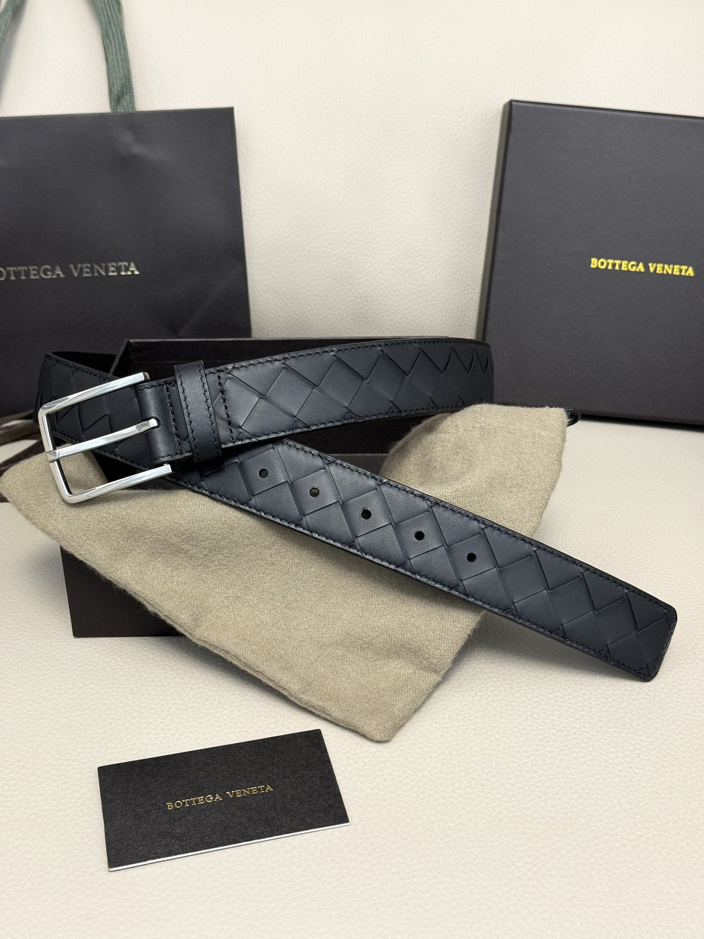 Bottega Veneta Basic Belt Cow Leather M