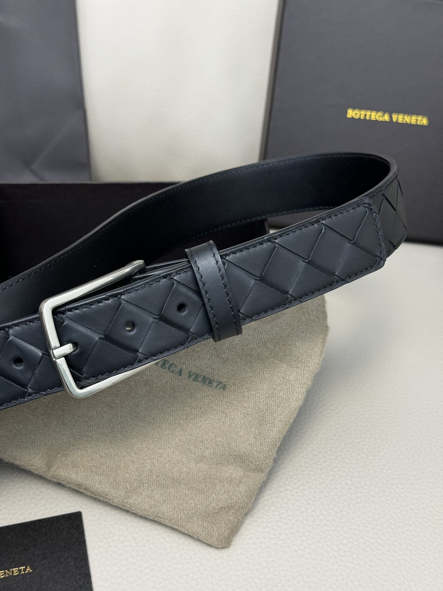 Bottega Veneta Basic Belt Cow Leather M