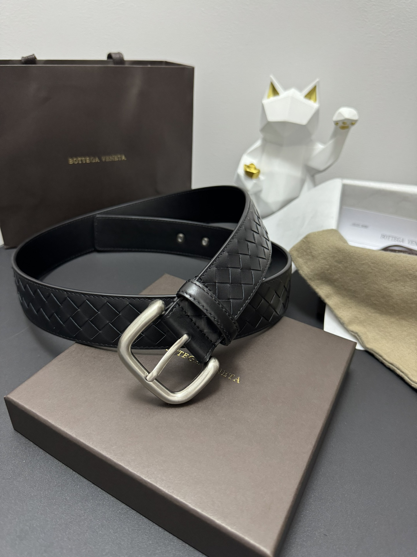 Bottega Veneta Basic Belt Cow Leather Black M