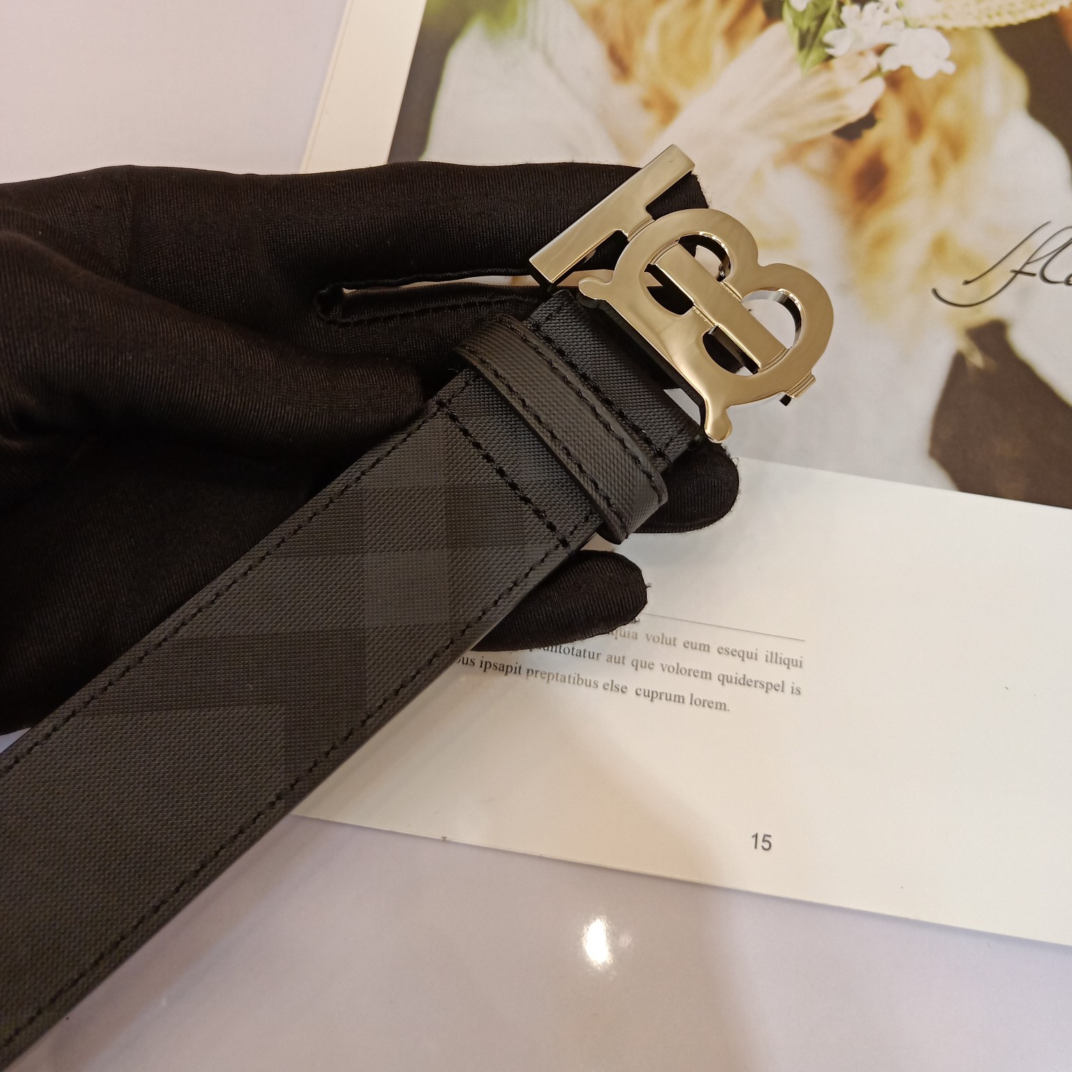 Burberry Leather Belt S-m