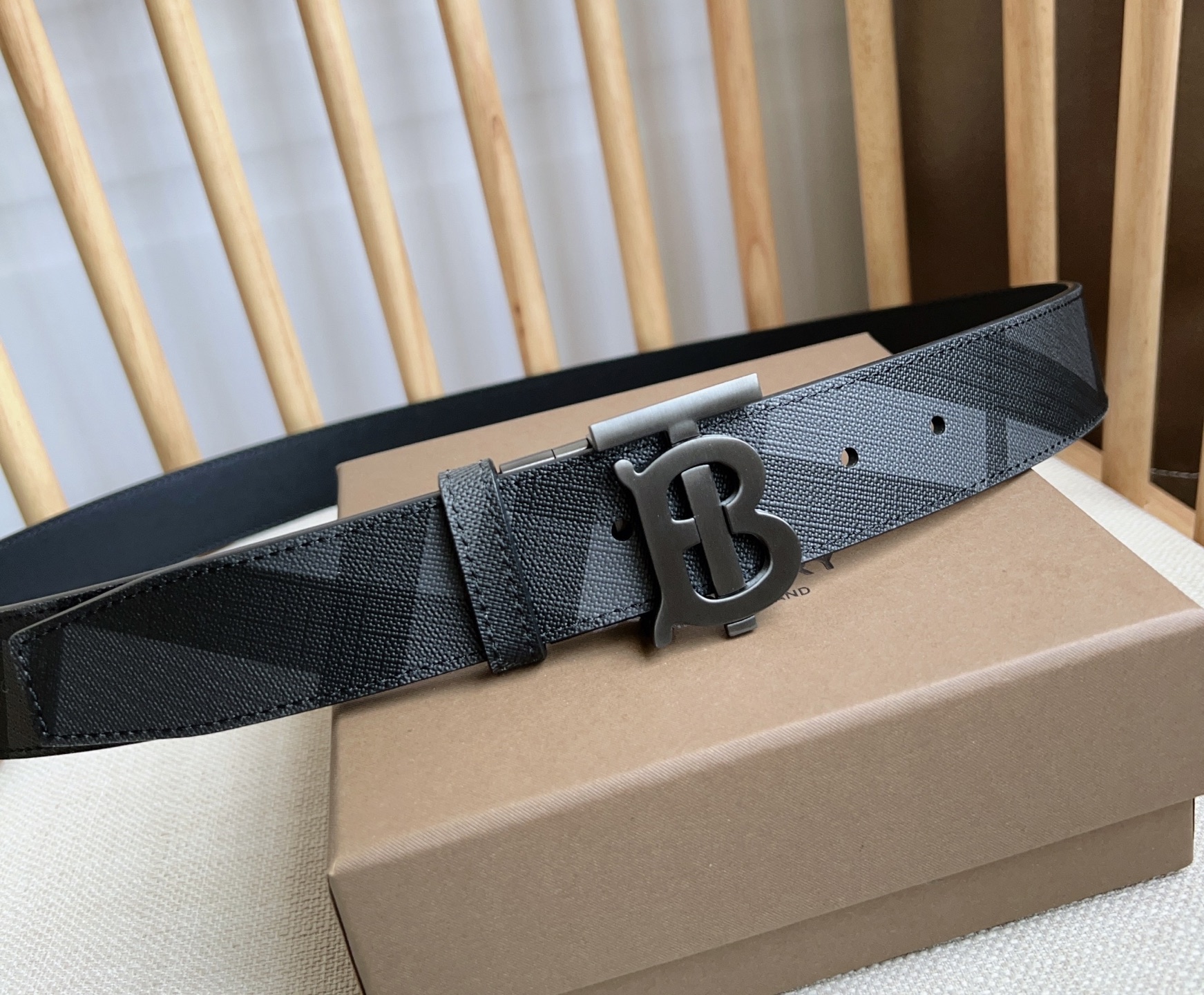 Burberry Basic Belt M-l