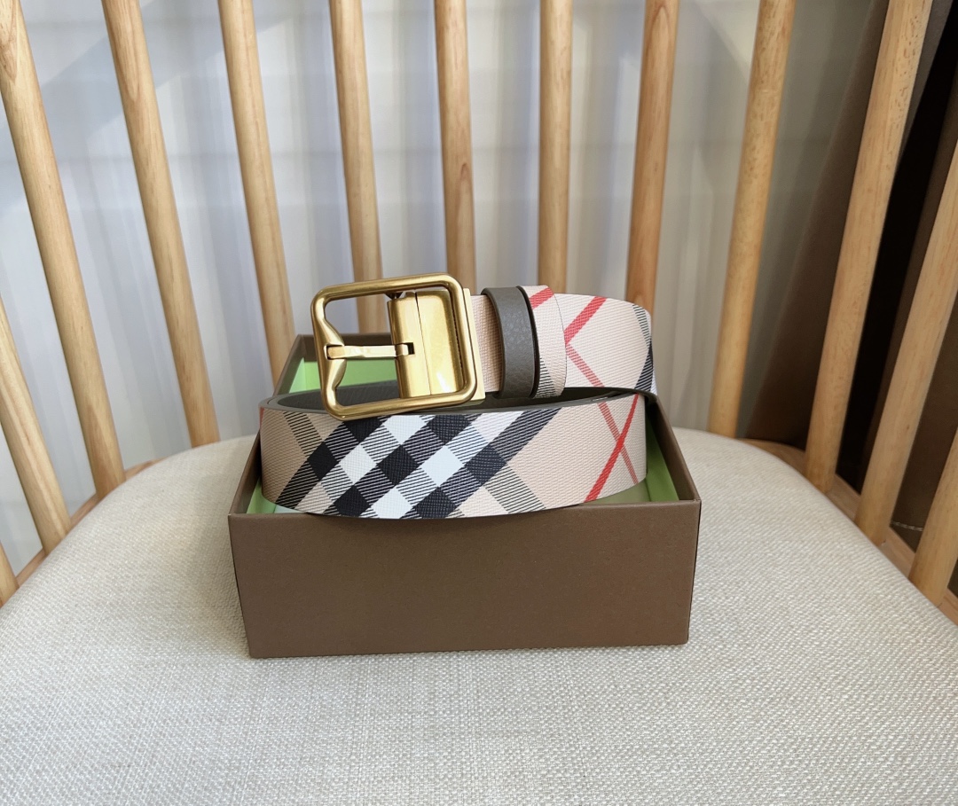 Burberry Basic Belt Cow Leather M