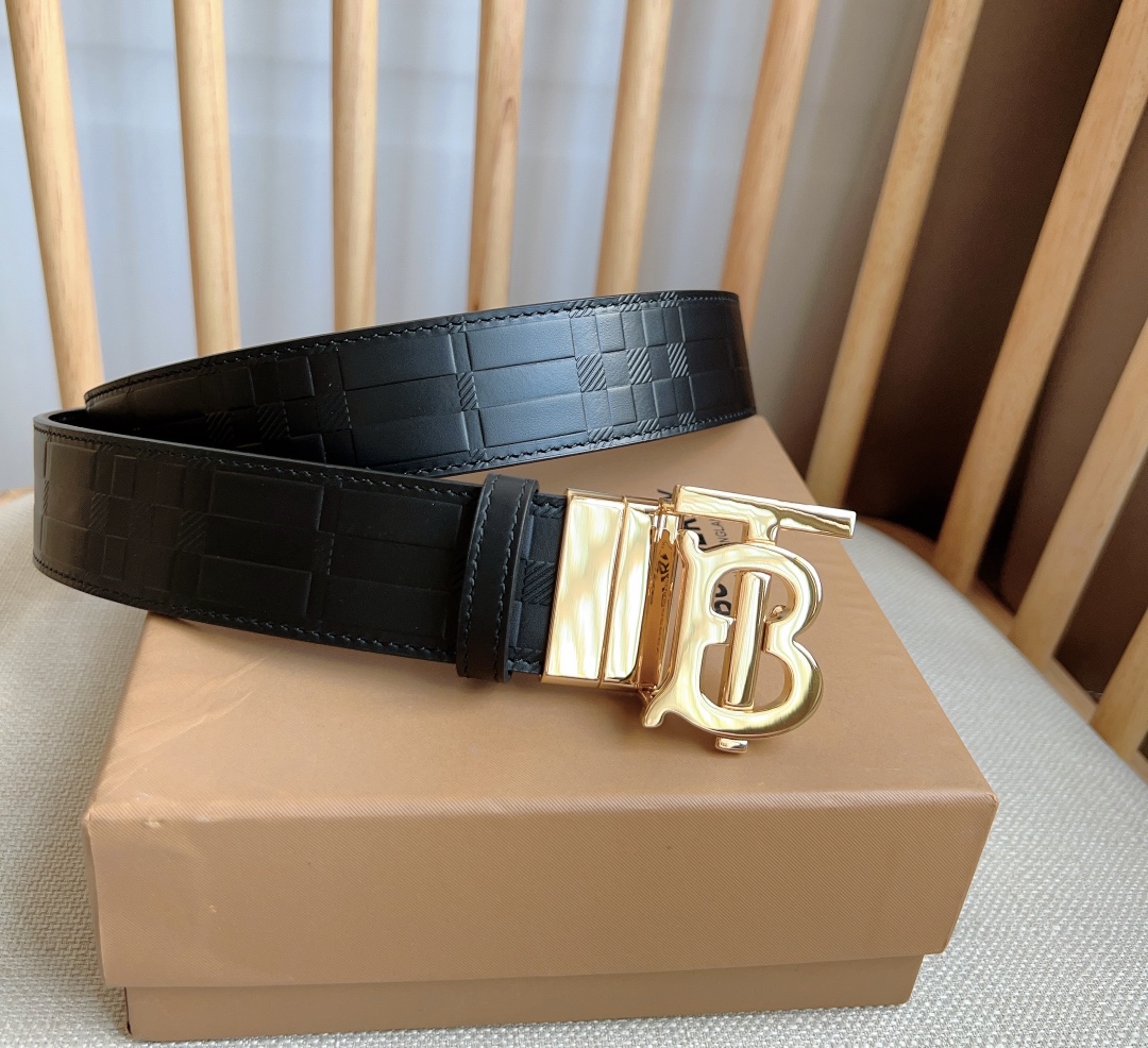 Burberry Basic Belt M