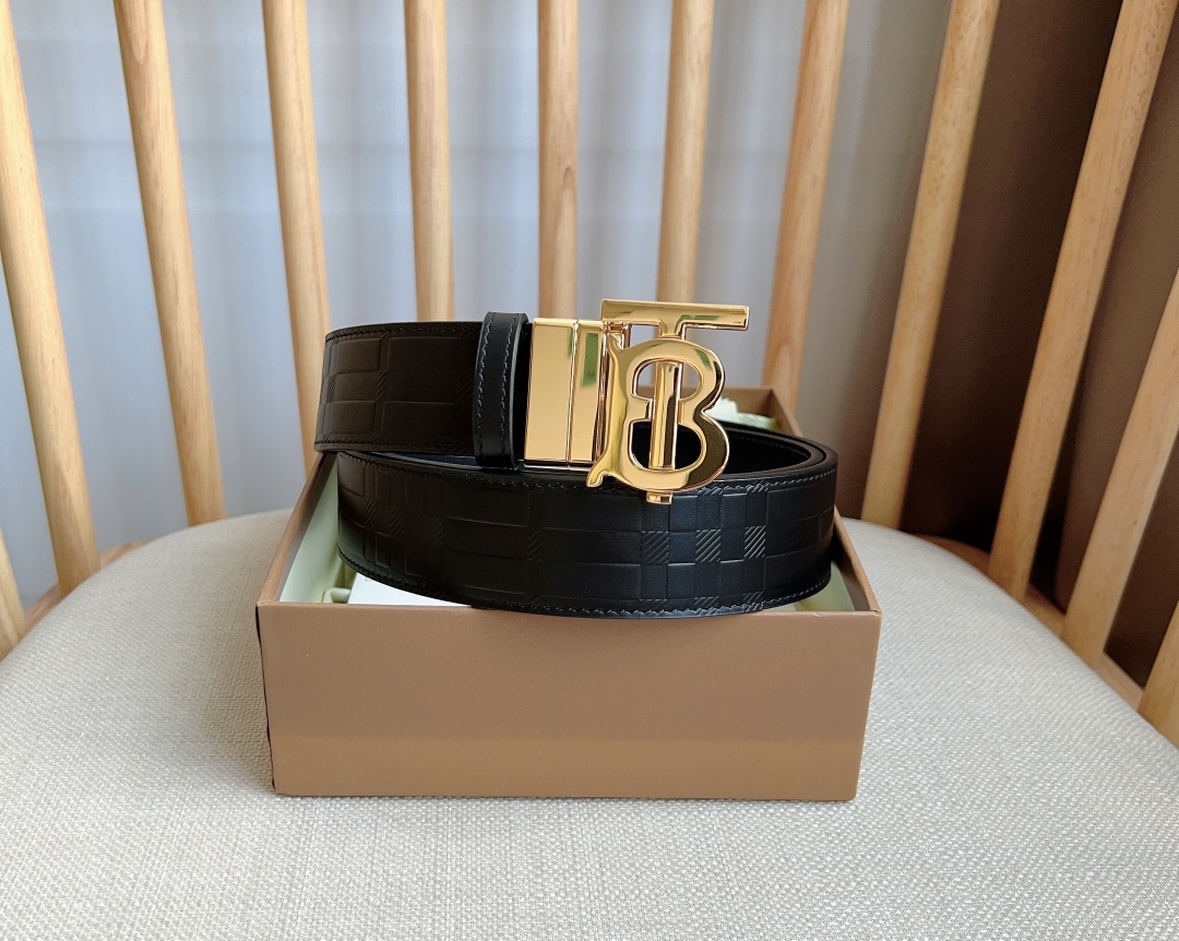 Burberry Basic Belt M