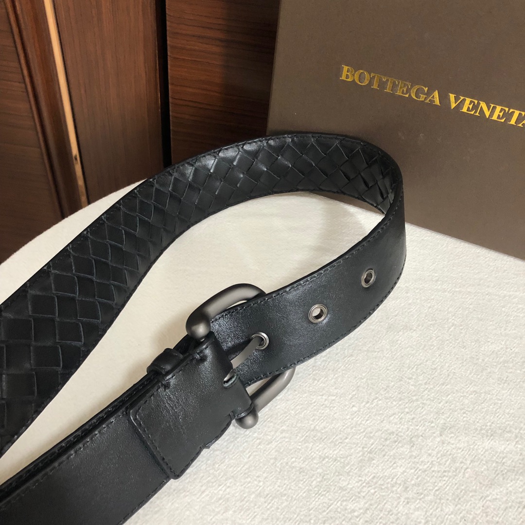 Bottega Veneta Male Leather Belt Top Grain Leather M-l