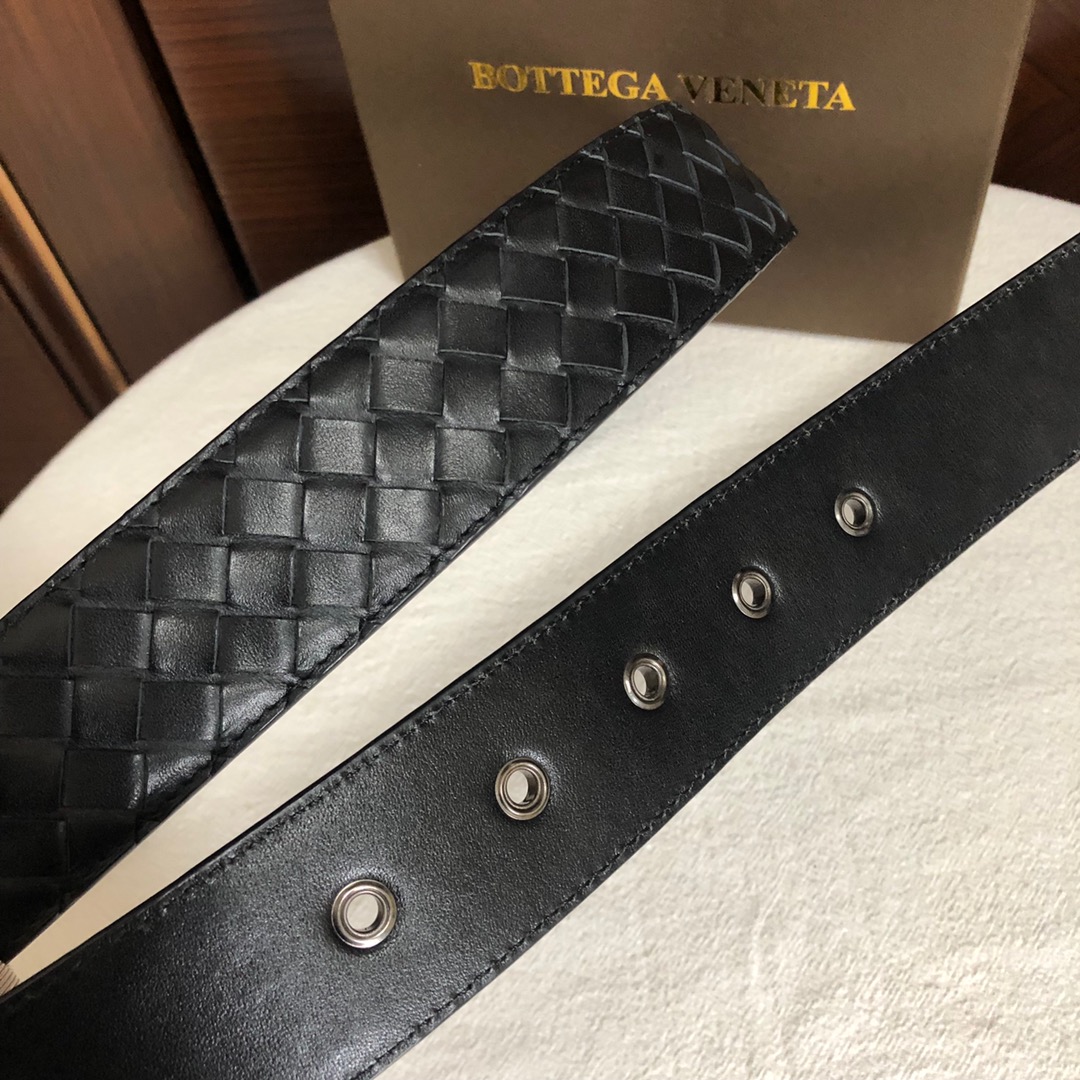 Bottega Veneta Male Leather Belt Top Grain Leather M-l