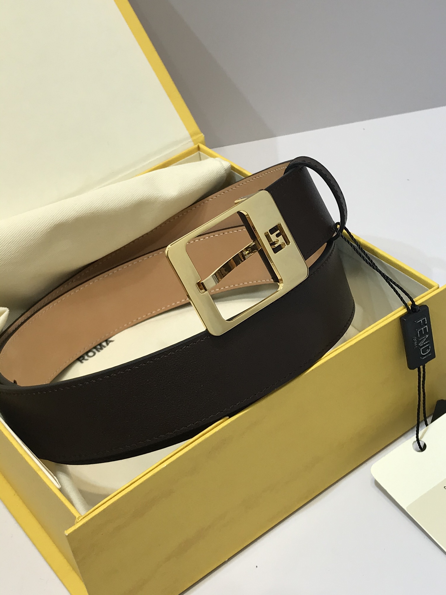 Salvatore Ferragamo Leather Belt Cow Leather 35mm