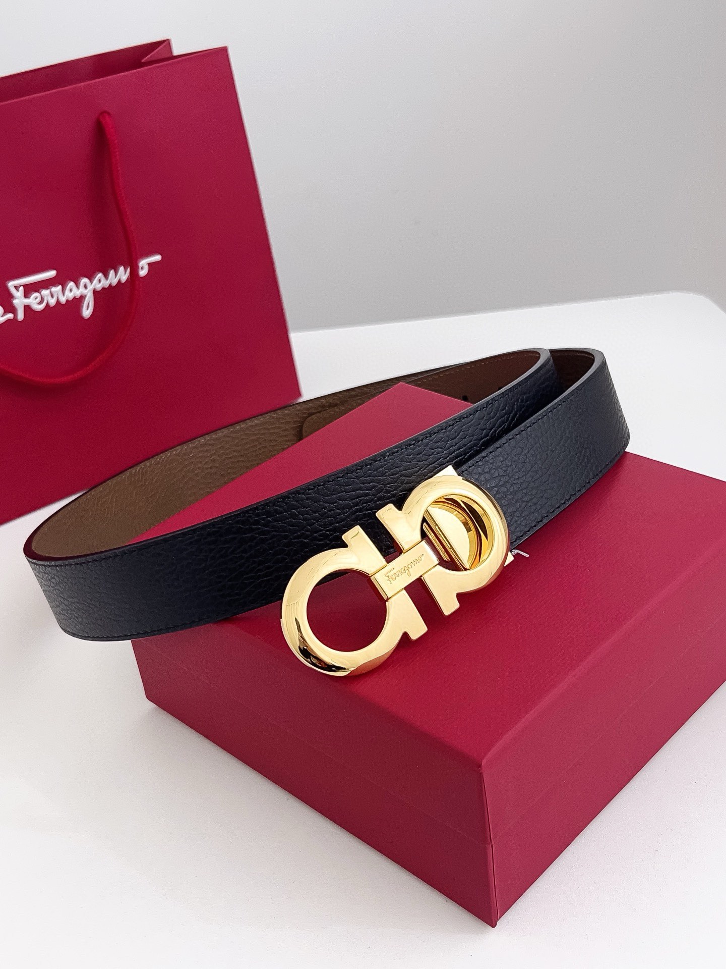 Salvatore Ferragamo Male Leather Belt Cow Leather M