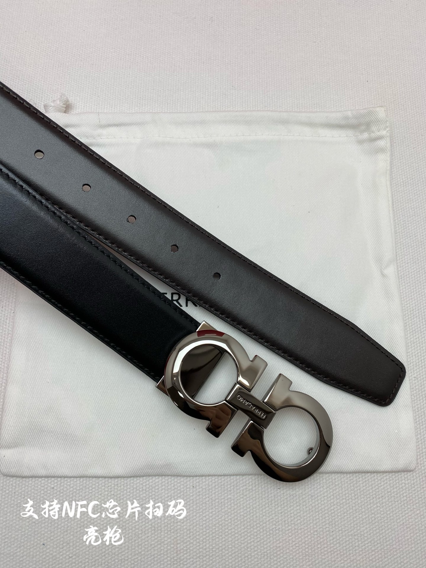 Salvatore Ferragamo Male Leather Belt Cow Leather M