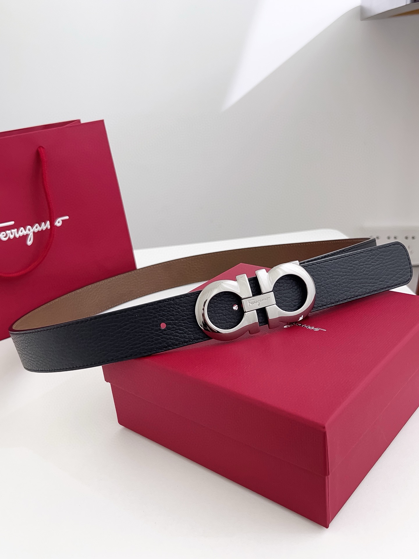 Salvatore Ferragamo Male Leather Belt Cow Leather M