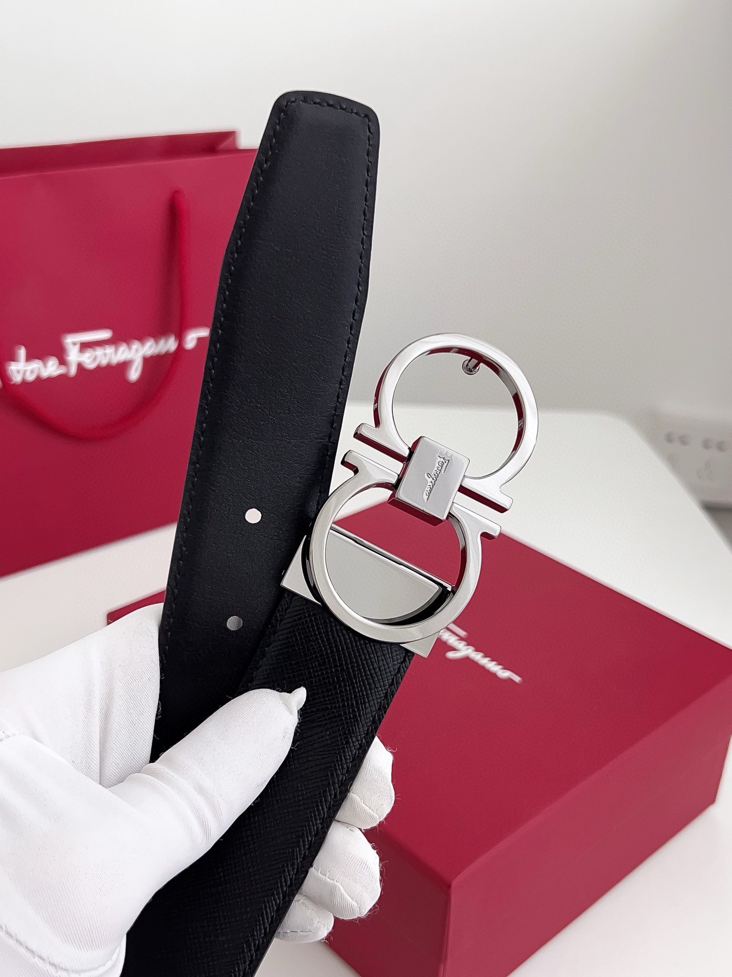 Salvatore Ferragamo Male Leather Belt Cow Leather M