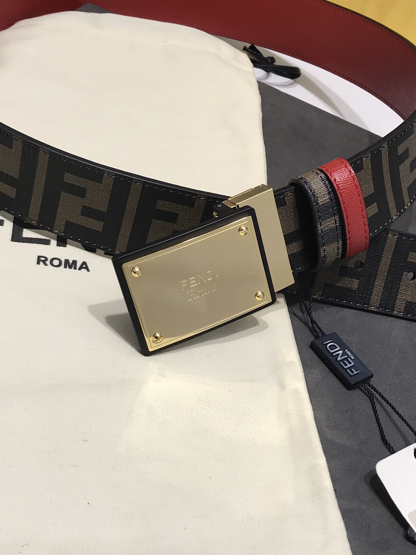 Fendi Basic Belt Top Grain Leather M