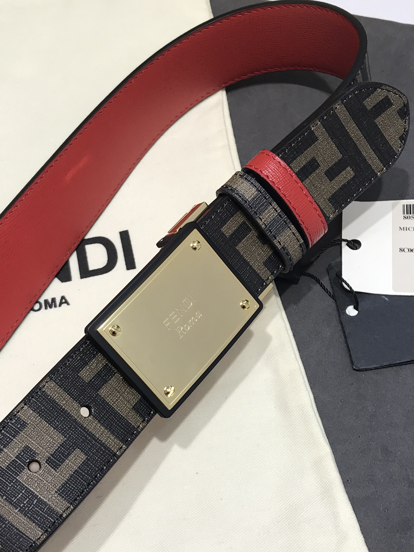 Fendi Basic Belt Top Grain Leather M