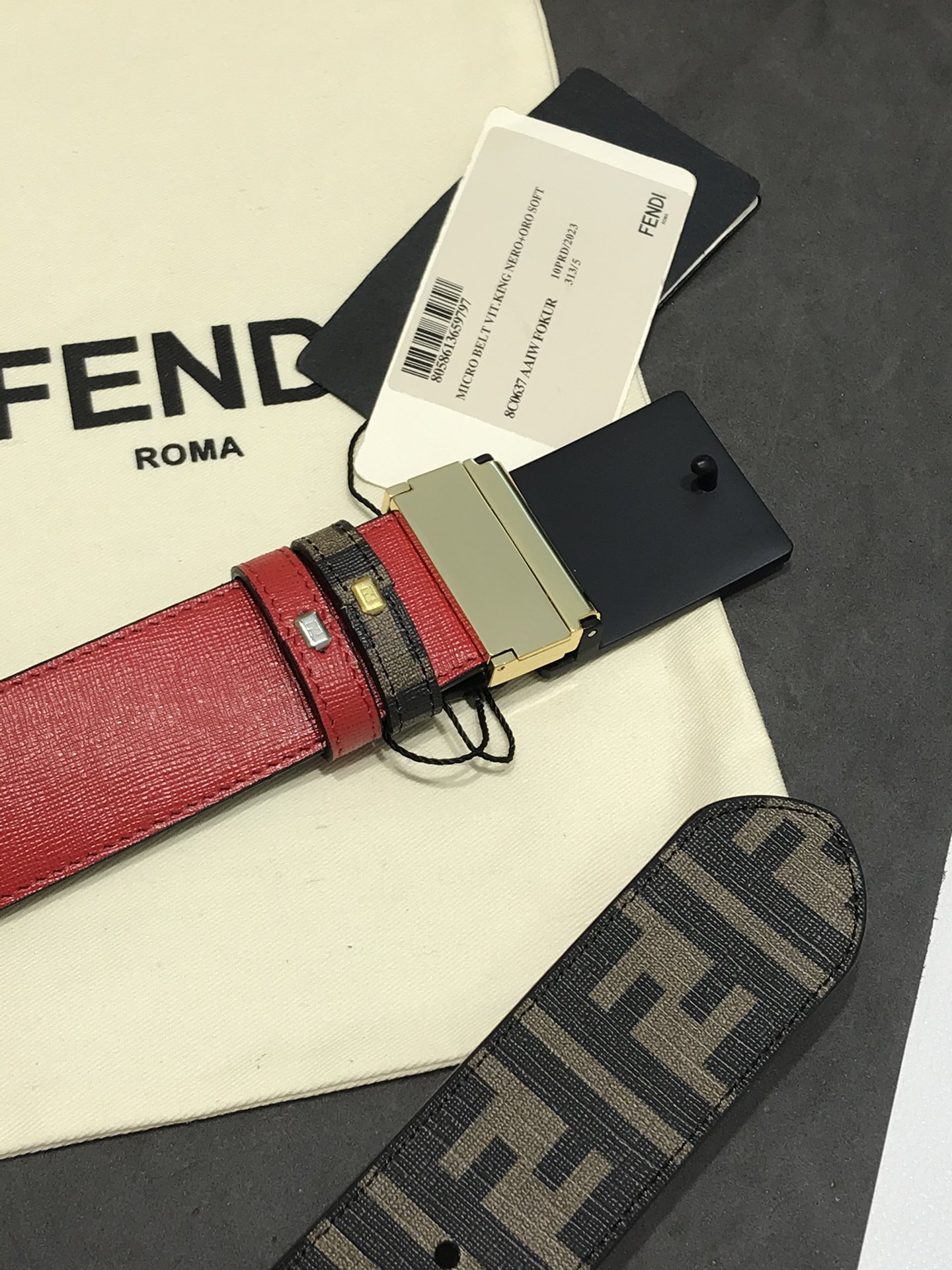 Fendi Basic Belt Top Grain Leather M