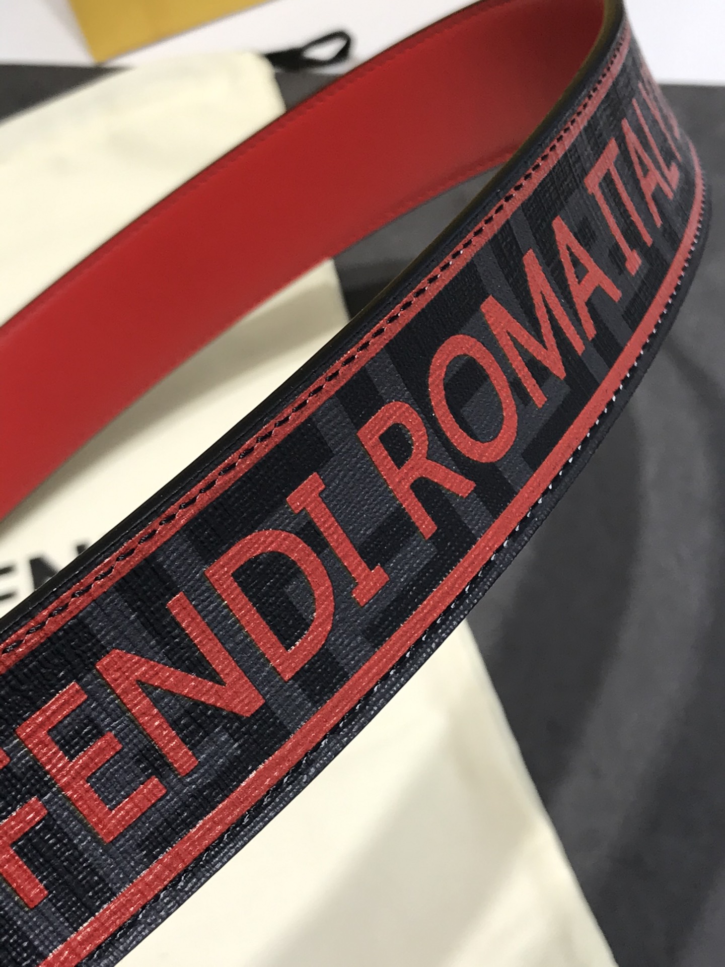 Fendi Basic Belt Top Grain Leather M