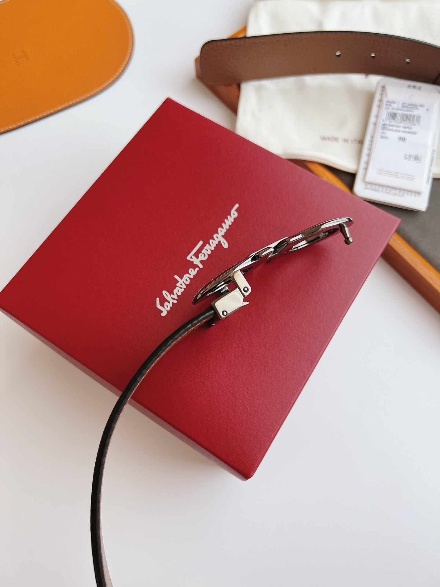 Salvatore Ferragamo Male Leather Belt M