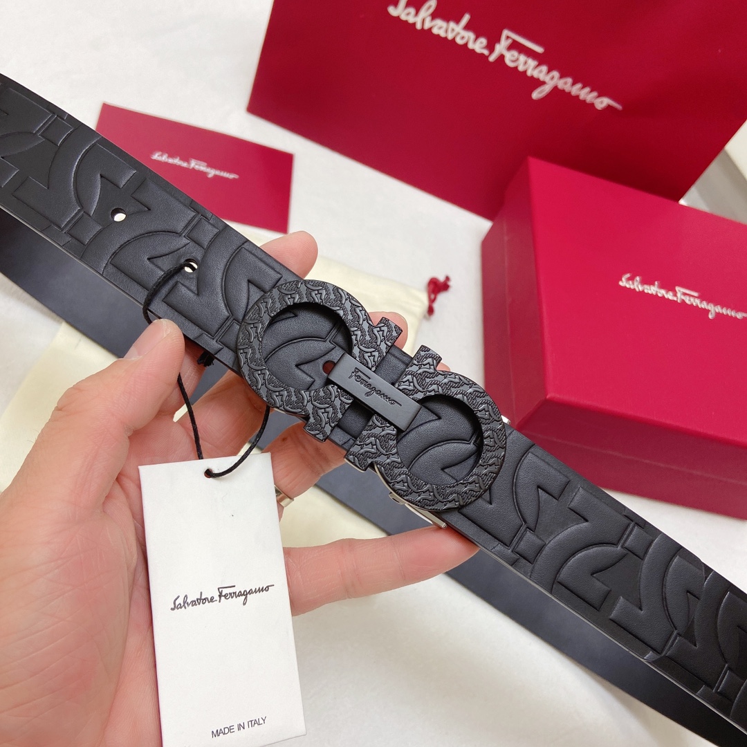 Salvatore Ferragamo Male Leather Belt M