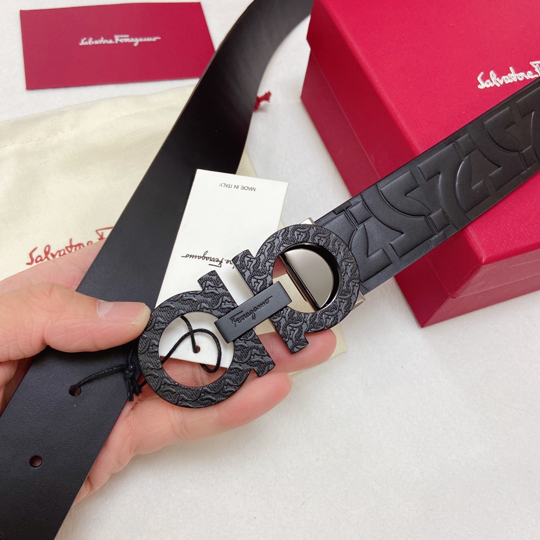 Salvatore Ferragamo Male Leather Belt M