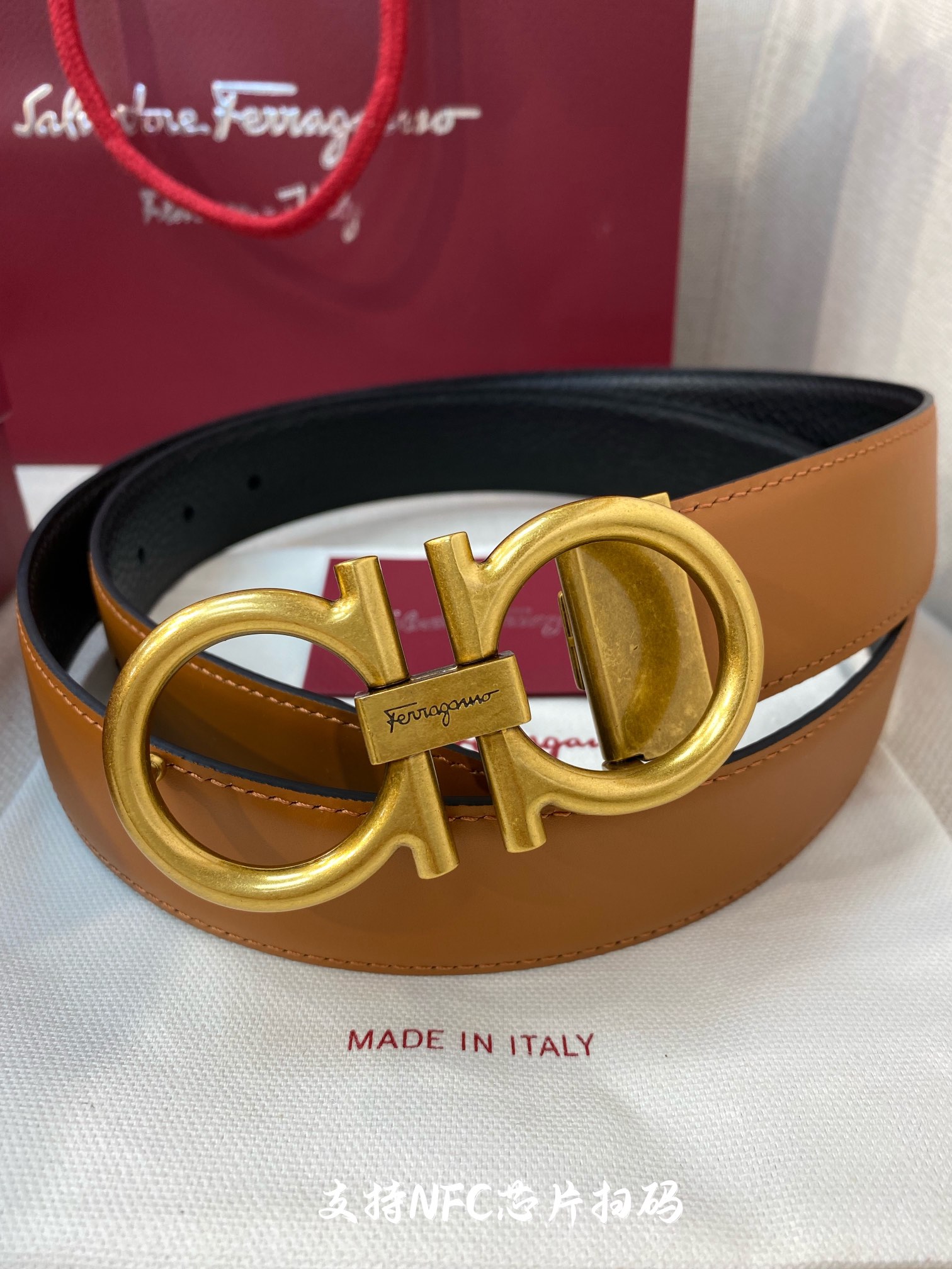 Salvatore Ferragamo Male Leather Belt M