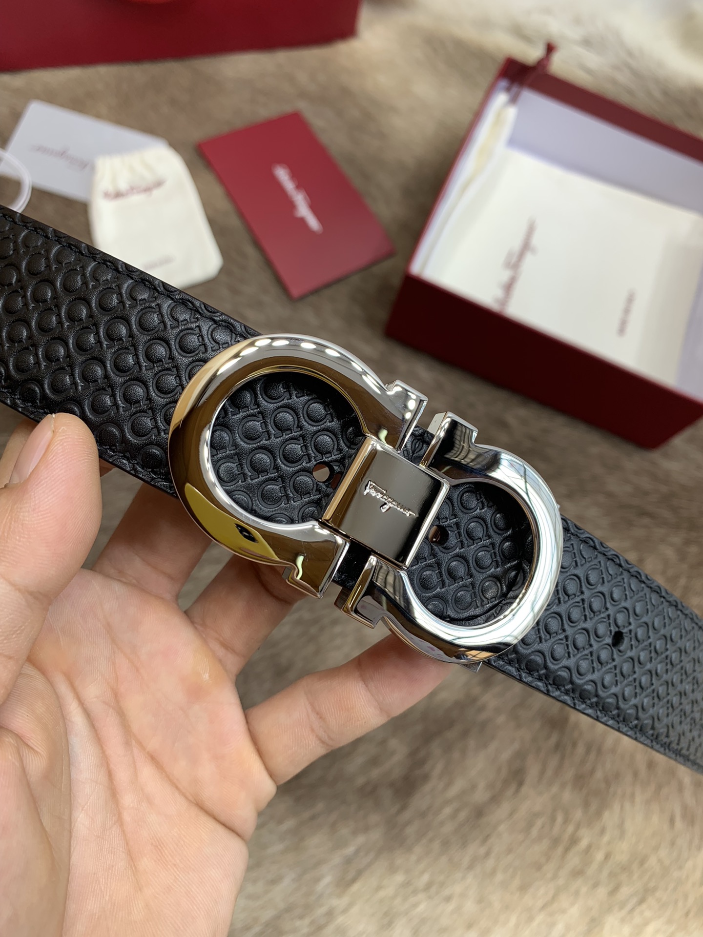 Salvatore Ferragamo Male Leather Belt M