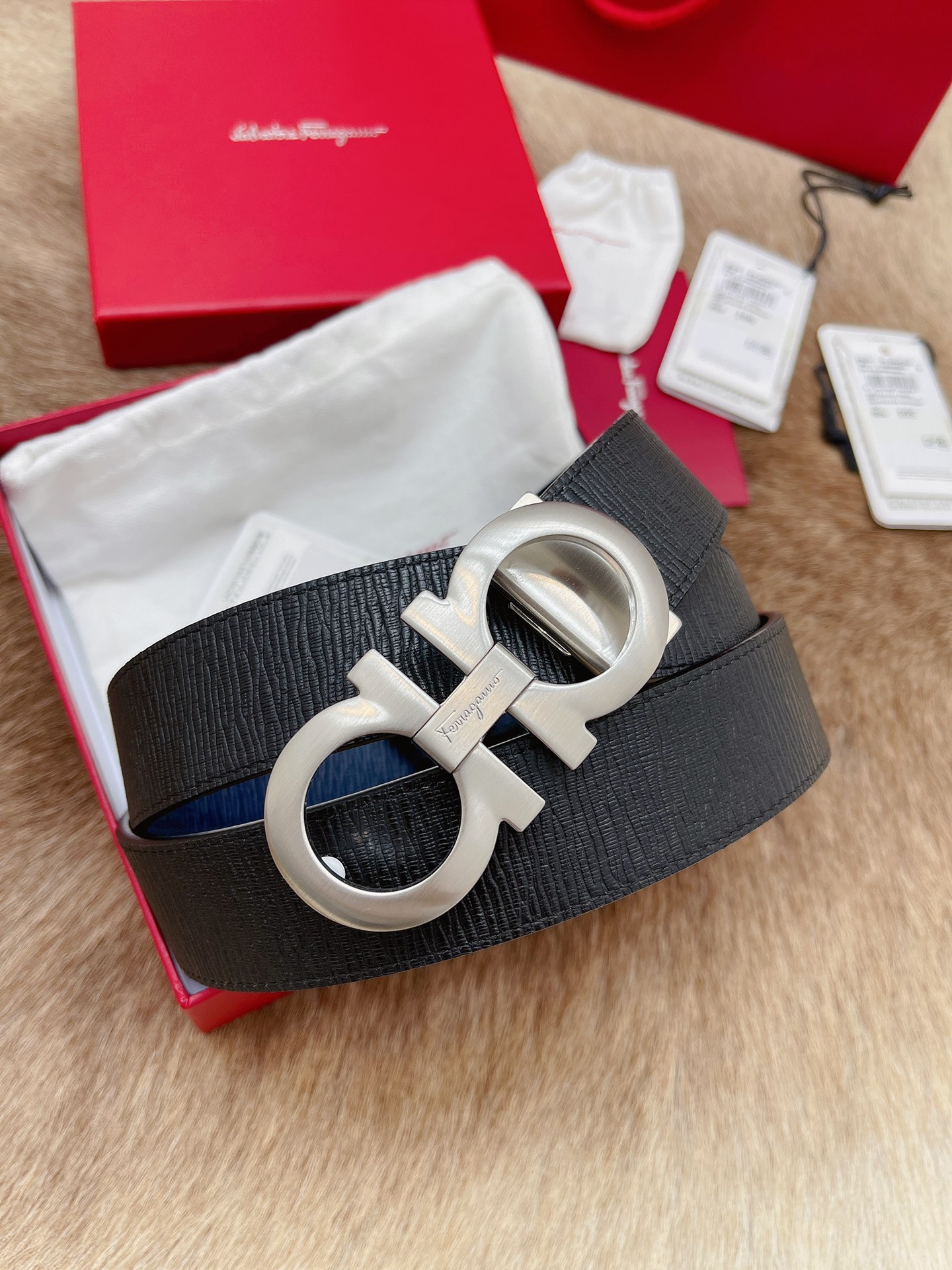 Salvatore Ferragamo Male Leather Belt M