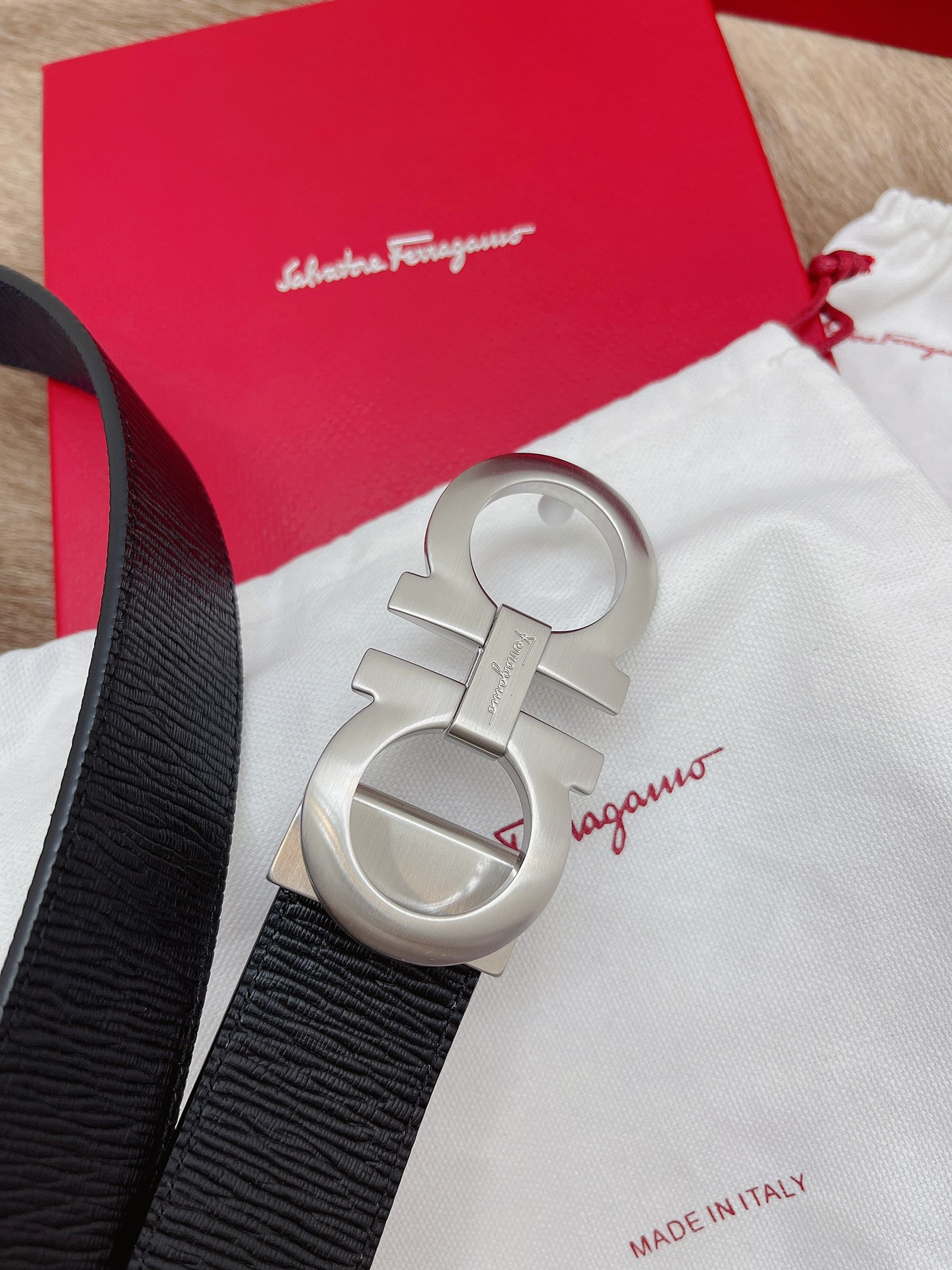 Salvatore Ferragamo Male Leather Belt M