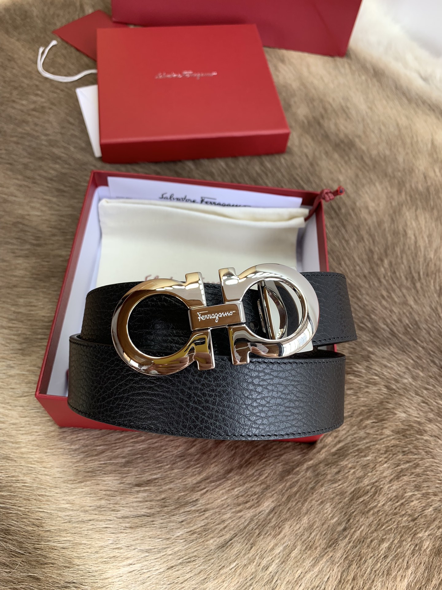 Salvatore Ferragamo Male Leather Belt M