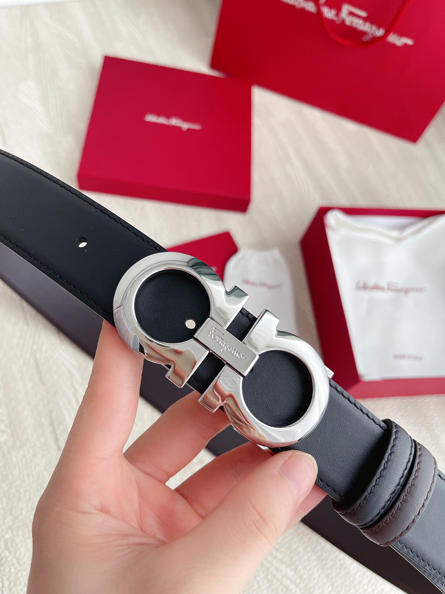 Salvatore Ferragamo Male Leather Belt M