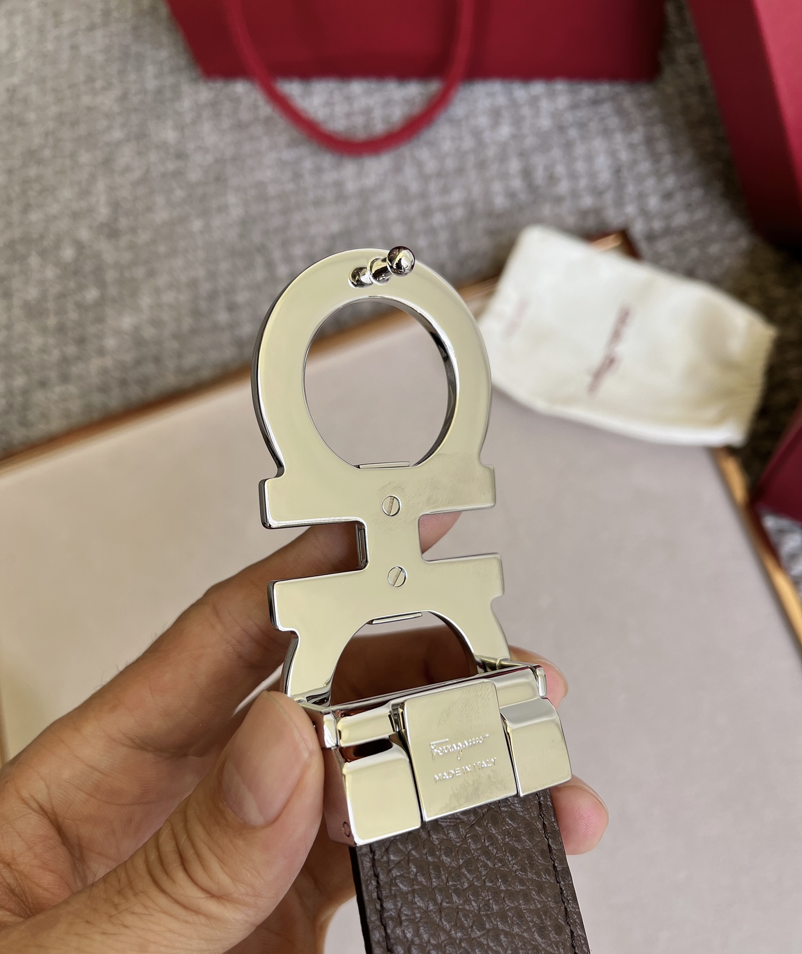 Salvatore Ferragamo Male Leather Belt M