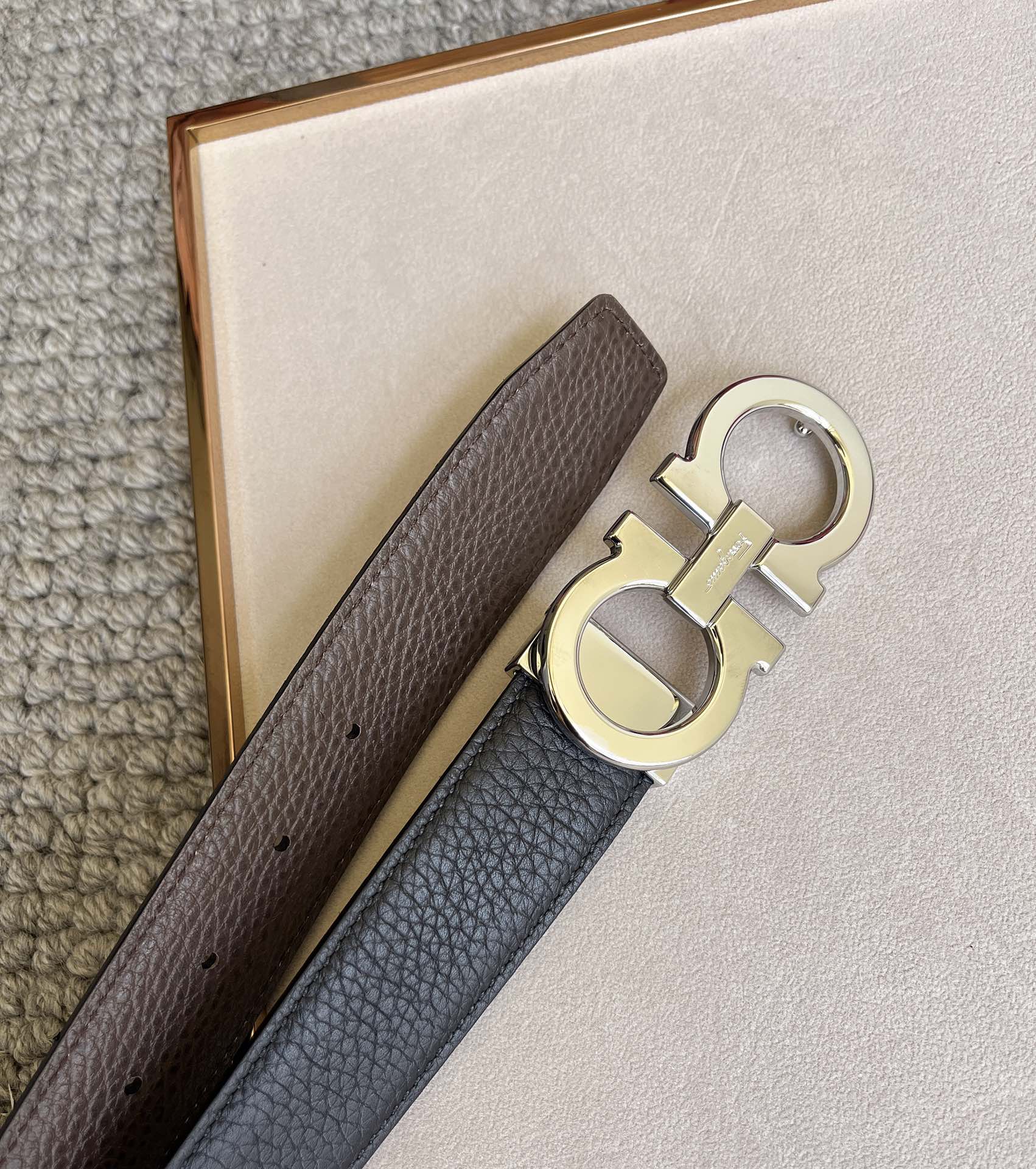 Salvatore Ferragamo Male Leather Belt M