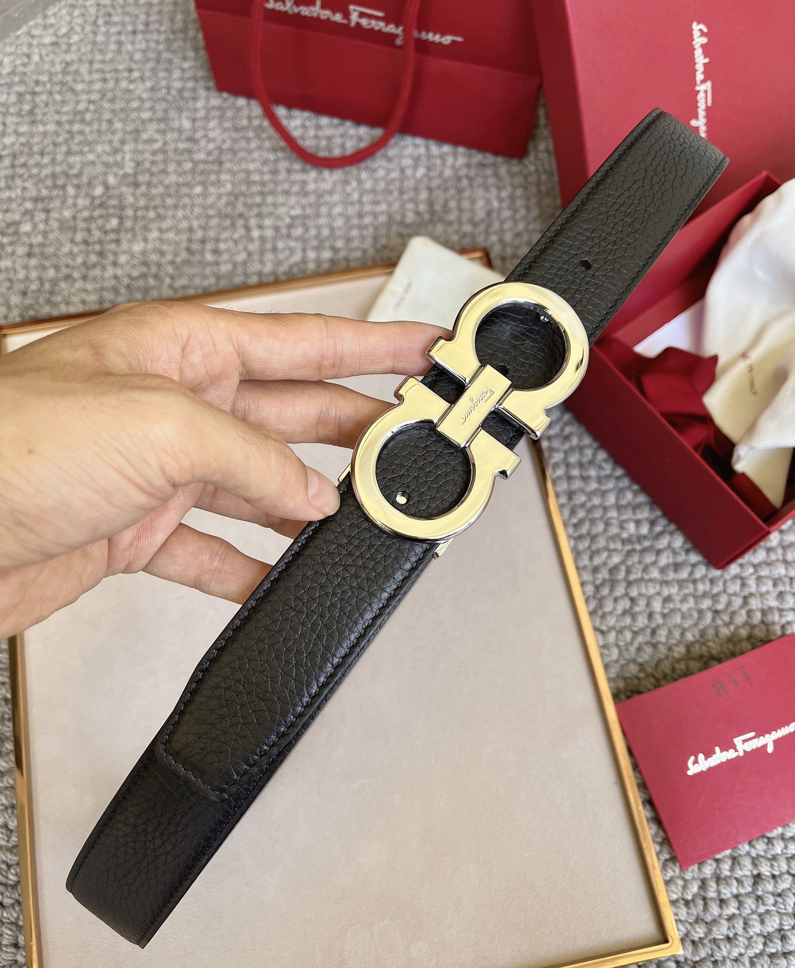 Salvatore Ferragamo Male Leather Belt M