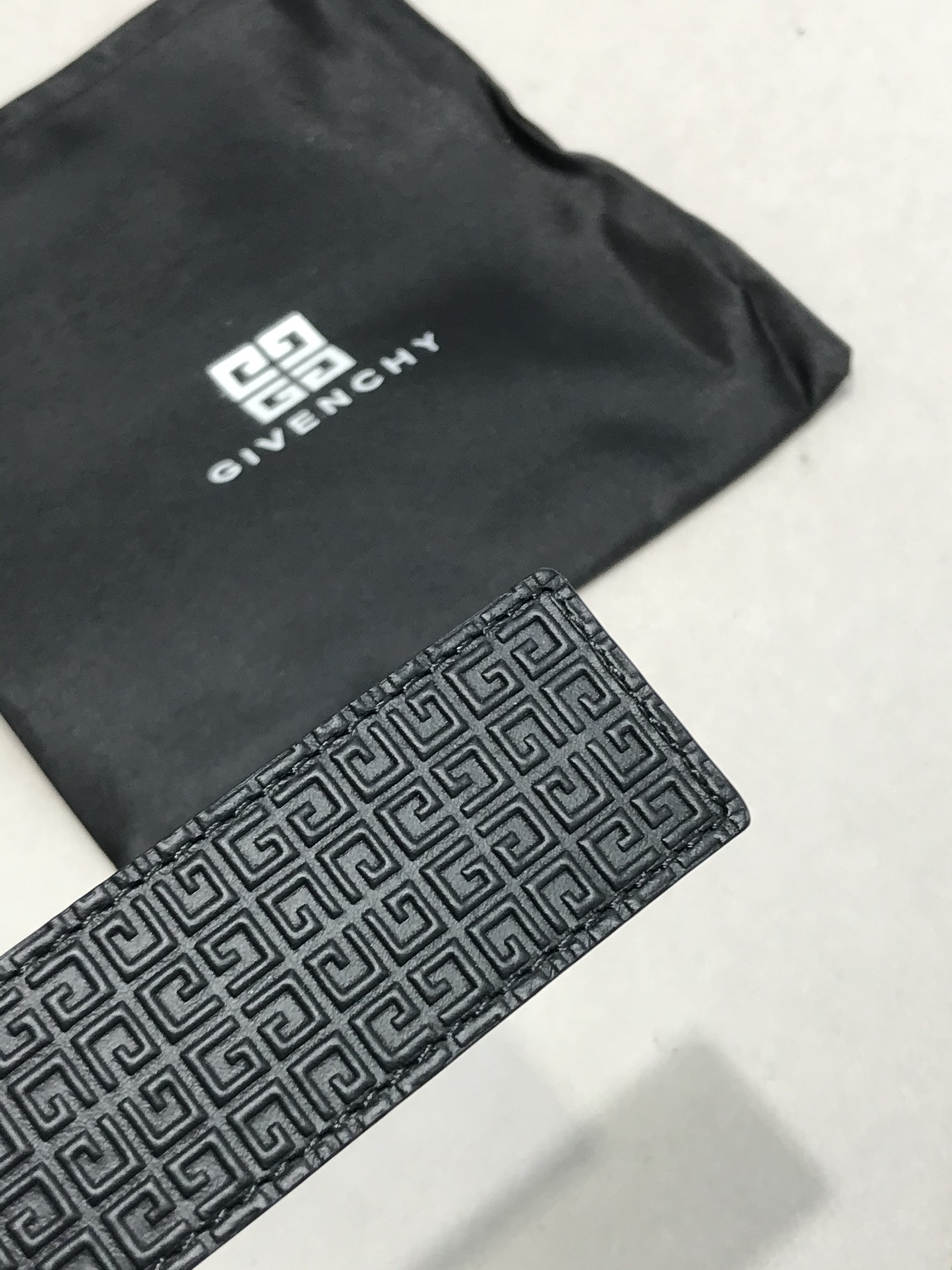 Givenchy Basic Belt Top Grain Leather M