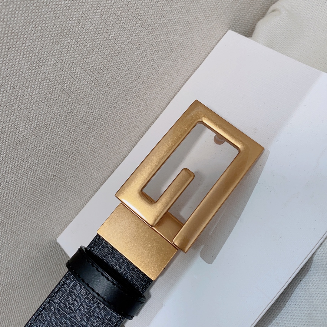 Gucci Male Leather Belt