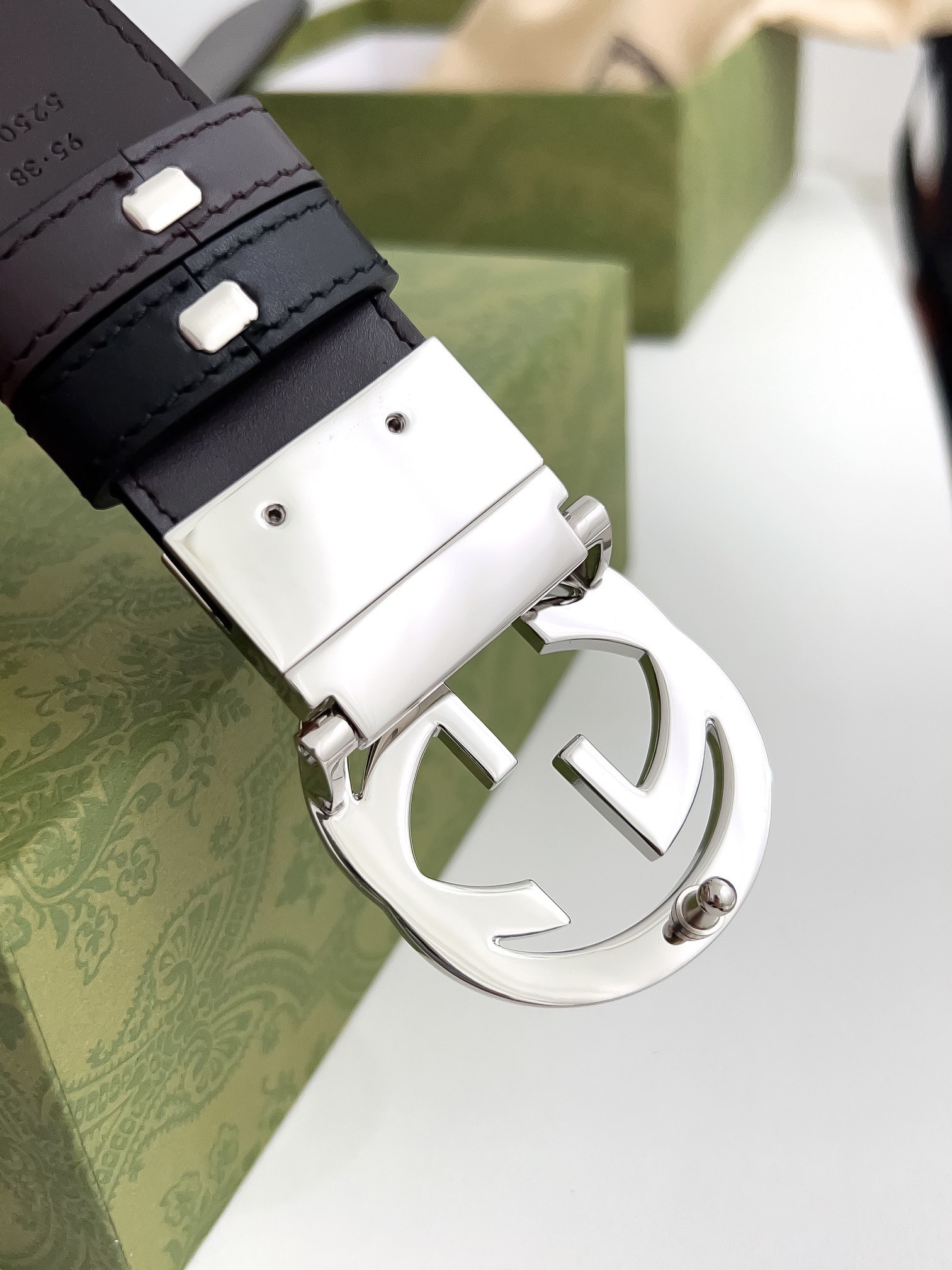 Gucci Male Leather Belt Top Grain Leather M