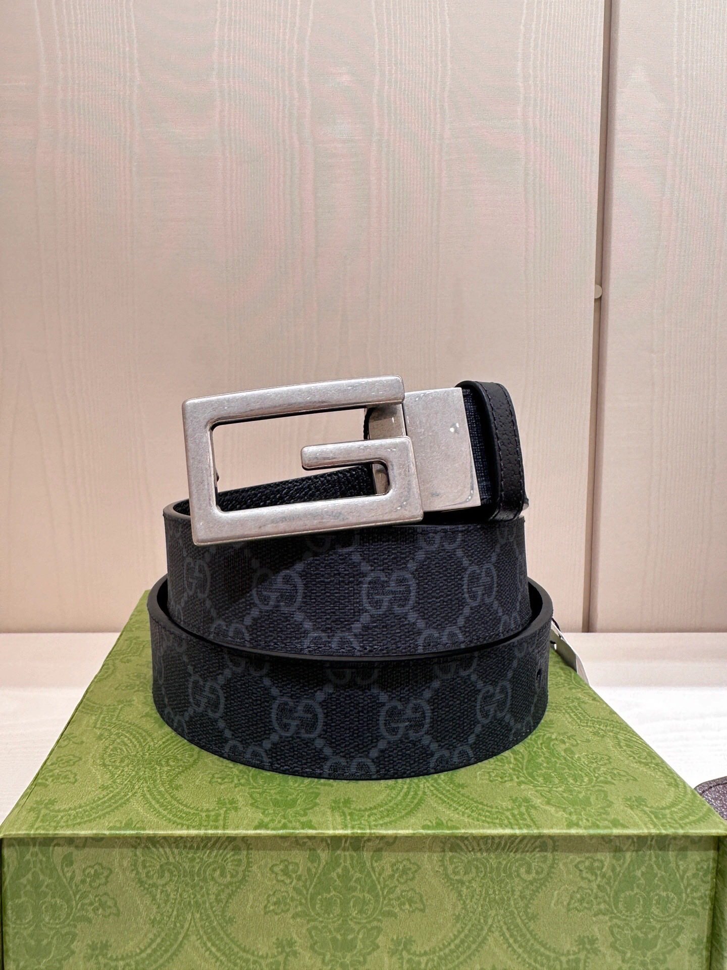 Gucci Male Leather Belt