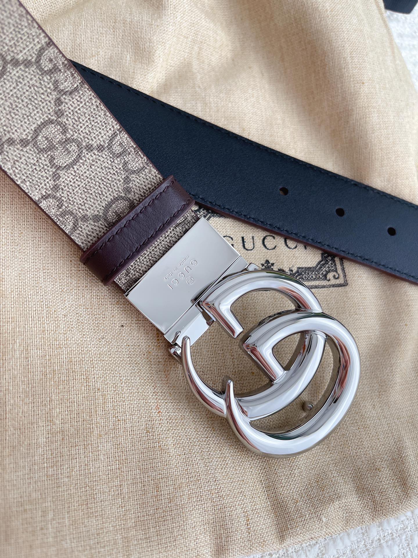 Gucci Basic Belt Cow Leather Silver S-m-l