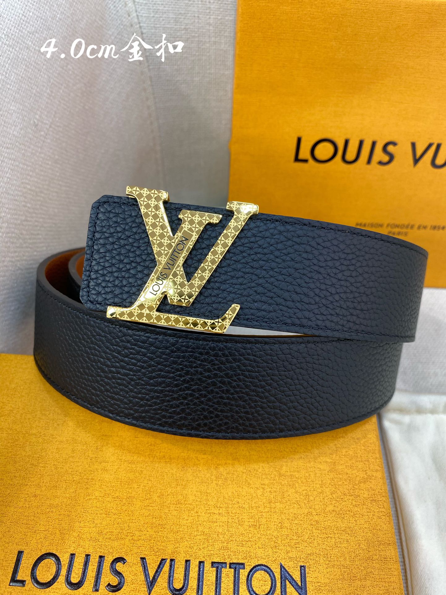 Louis Vuitton Male Basic Belt Cow Leather S-l