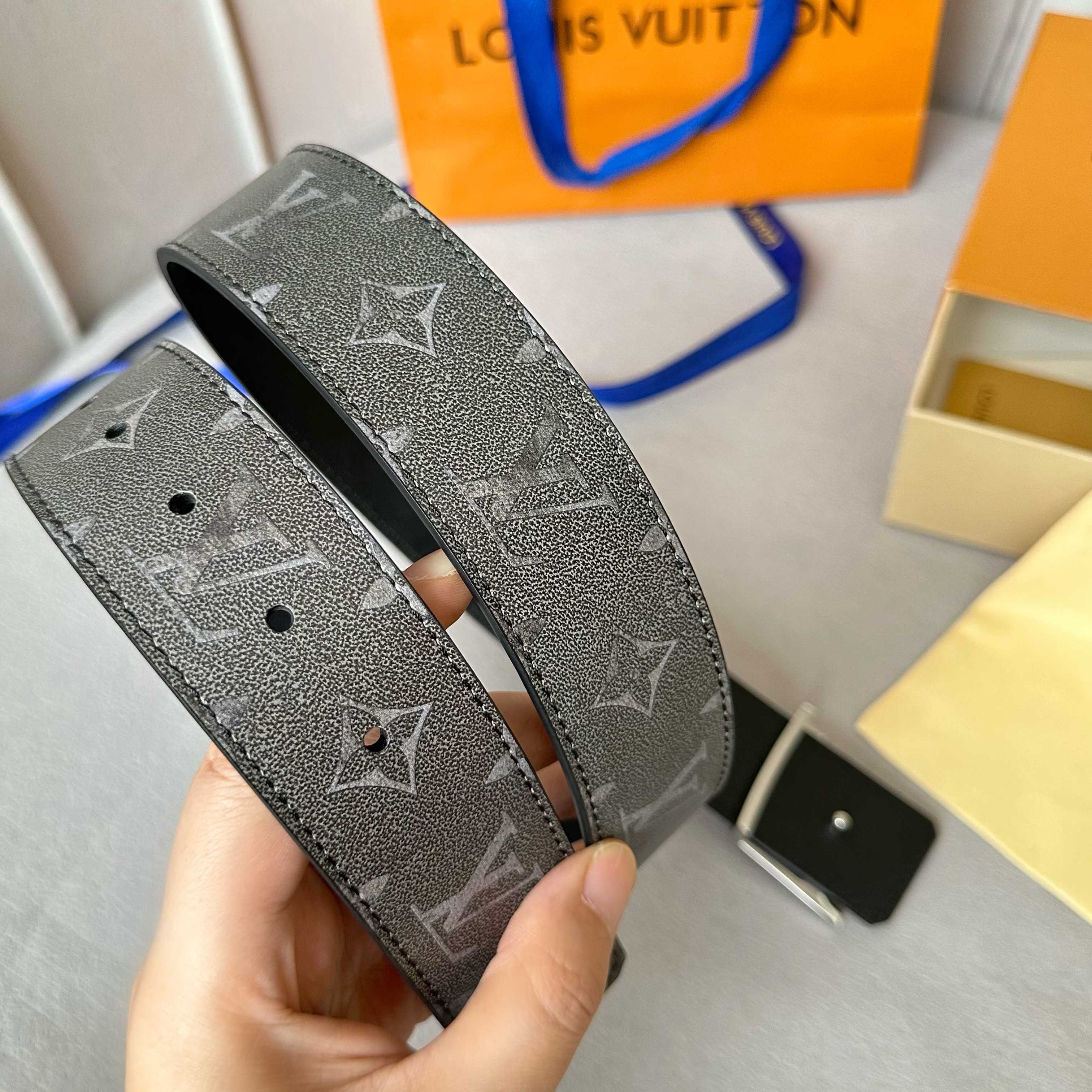 Louis Vuitton Male Basic Belt Cow Leather S-l