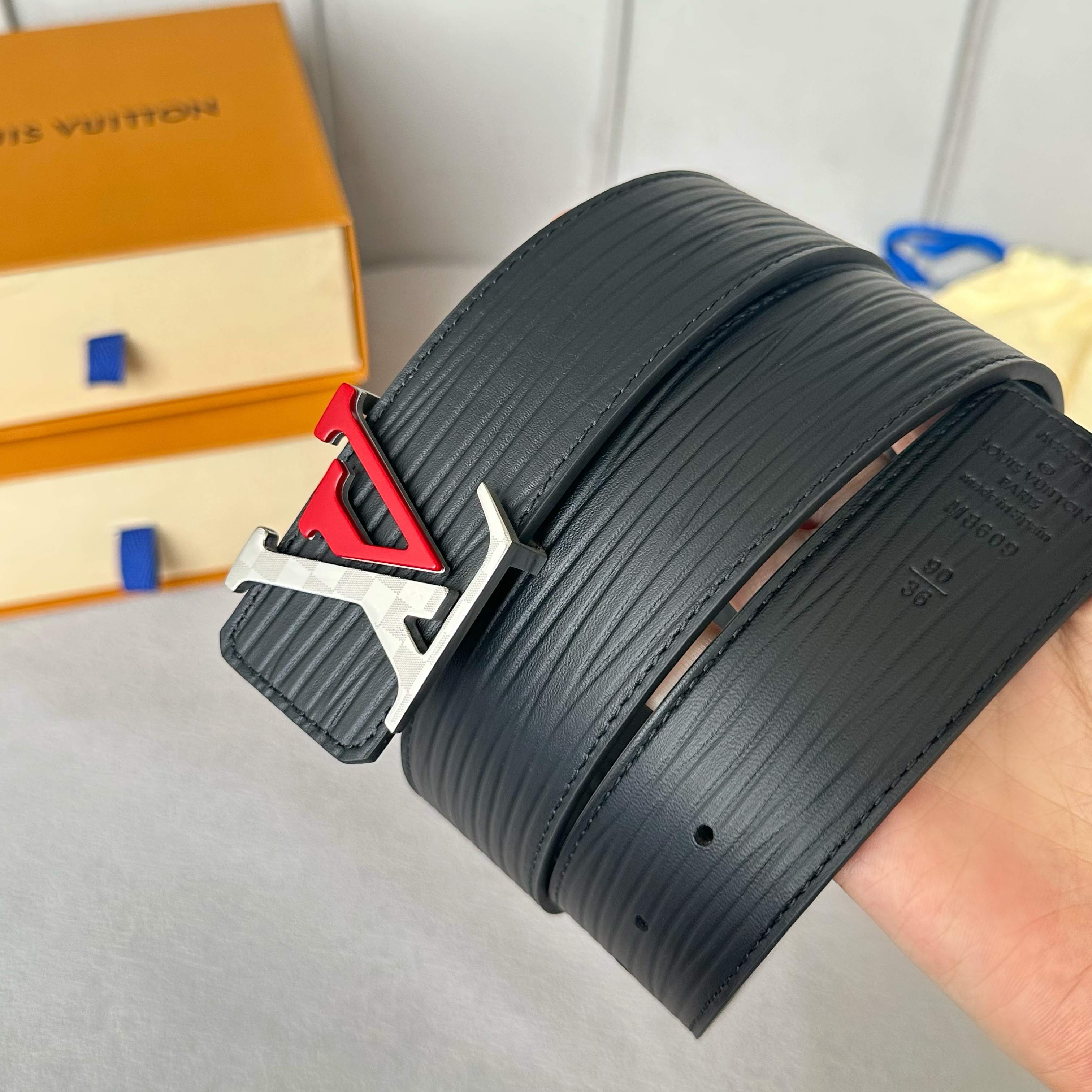 Louis Vuitton Basic Belt Cow Leather S-l