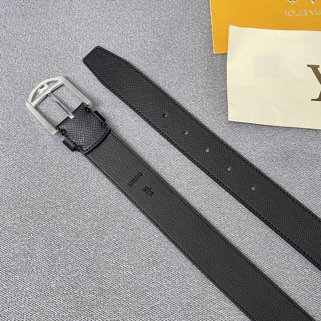 Louis Vuitton Male Leather Belt Cow Leather L